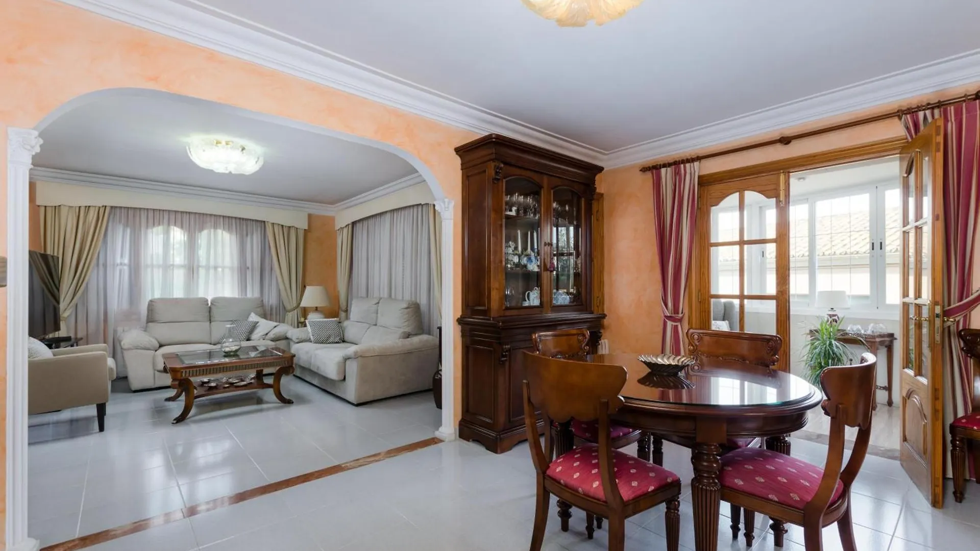 Villa Teulera Palma 0*,